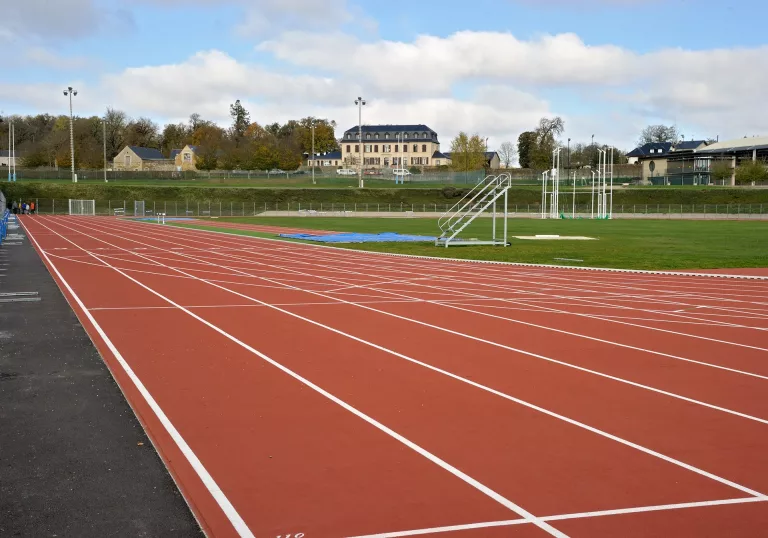 Piste d'athlétisme de Vabre