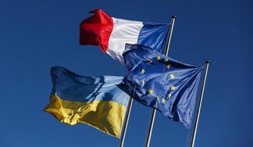 drapeaux français ukrainien européen